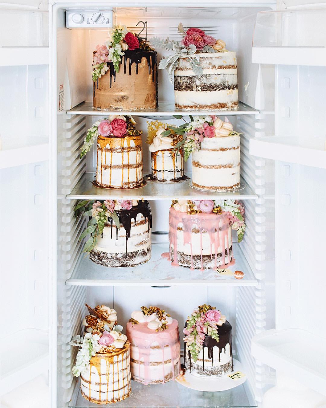 tomecakes-wedding-cakes